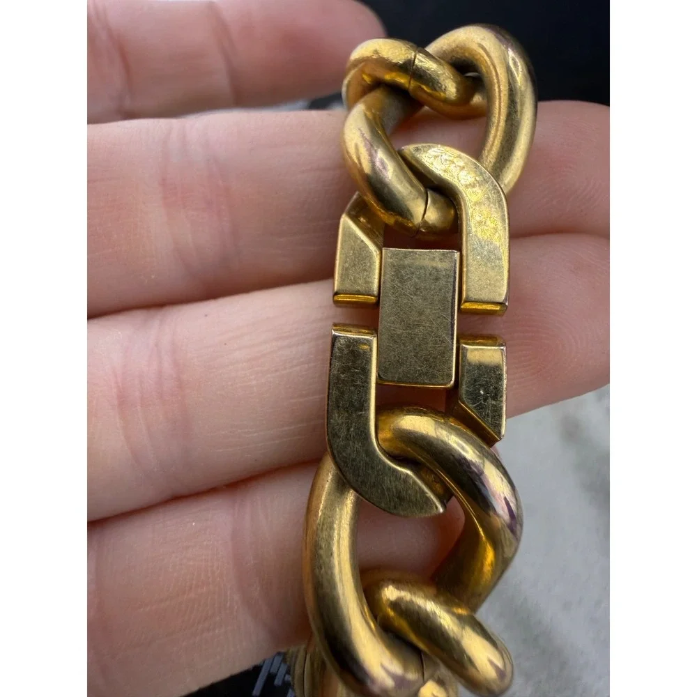 Vintage Trifari Women's Watch Gold Tone Chain Band Untested 6.5